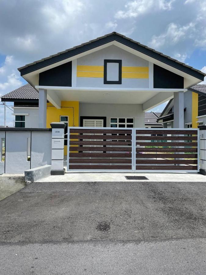 Bungalow Homestay Jasin Malacca Exteriér fotografie